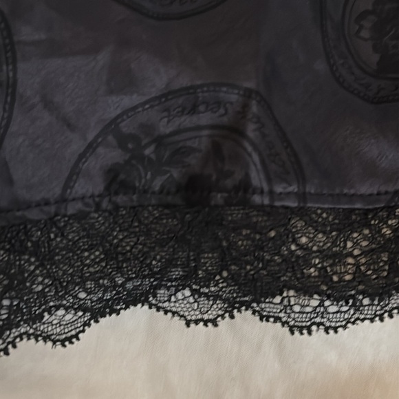 VS VERY SEXY Black Lace Bodysuit 100% Silk Lace 34C Lingerie Victoria’ Secret S - Picture 9 of 9